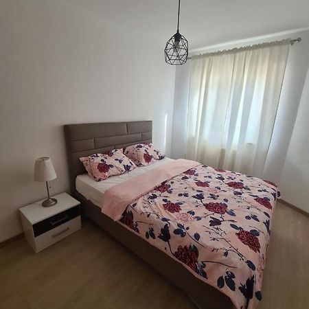 Apartmani Emily Pula Exteriér fotografie